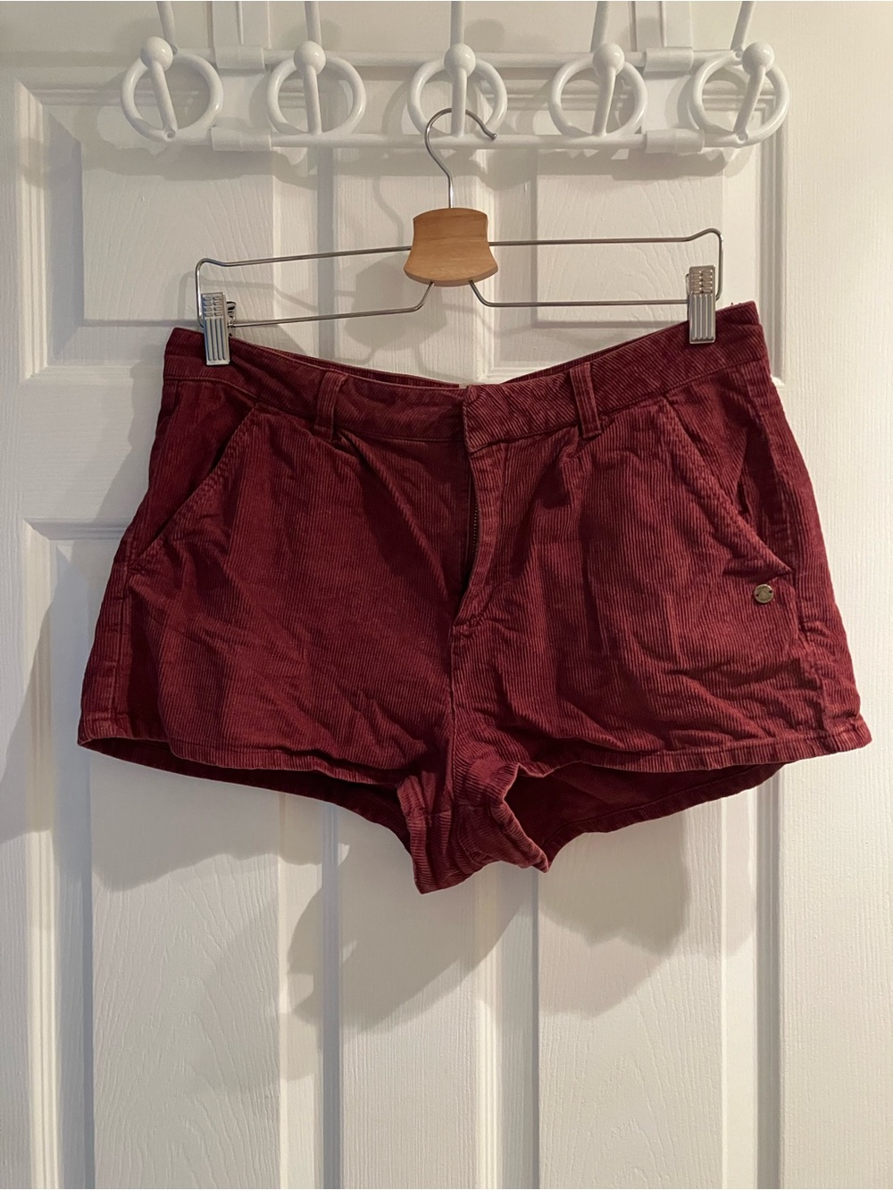 Roxy Women's Corduroy High-Waist Shorts in Burgundy